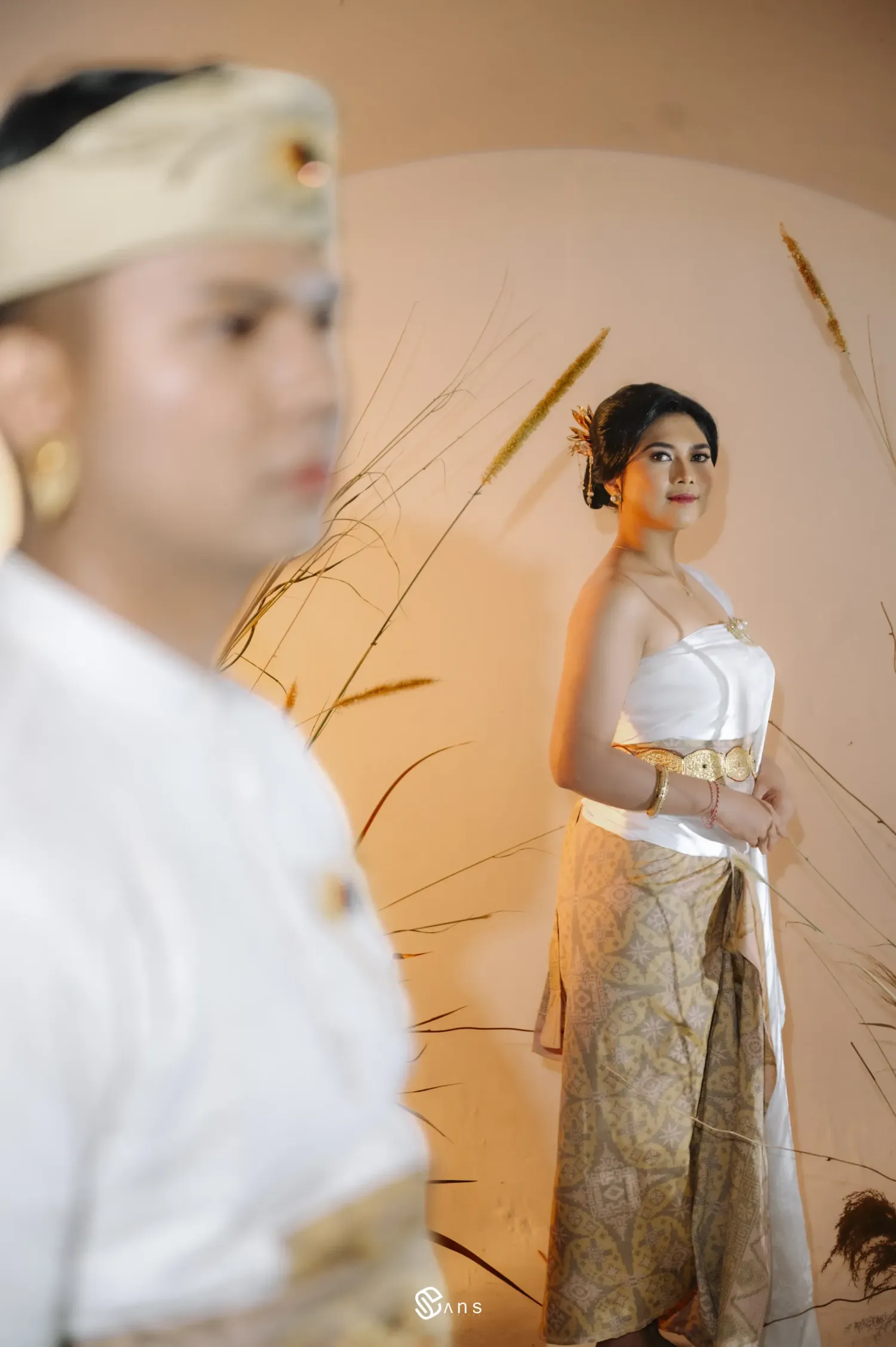 Tatap Teguh Dua Insan